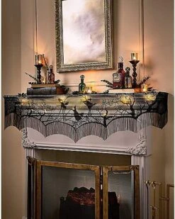 Light-Up LED Mantel Scarf - Hocus Pocus