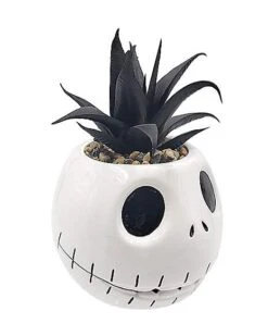 Jack Skellington Planter 5 Inch - The Nightmare Before Christmas 8 Jack Skellington Planter 5 Inch - The Nightmare Before Christmas -Halloween Decoration Shop 01514116 c