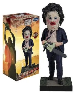 Leatherface Pretty Woman Mask Bobblehead Statue - The Texas Chainsaw M 15 Leatherface Pretty Woman Mask Bobblehead Statue - The Texas Chainsaw M -Halloween Decoration Shop 01600295 g
